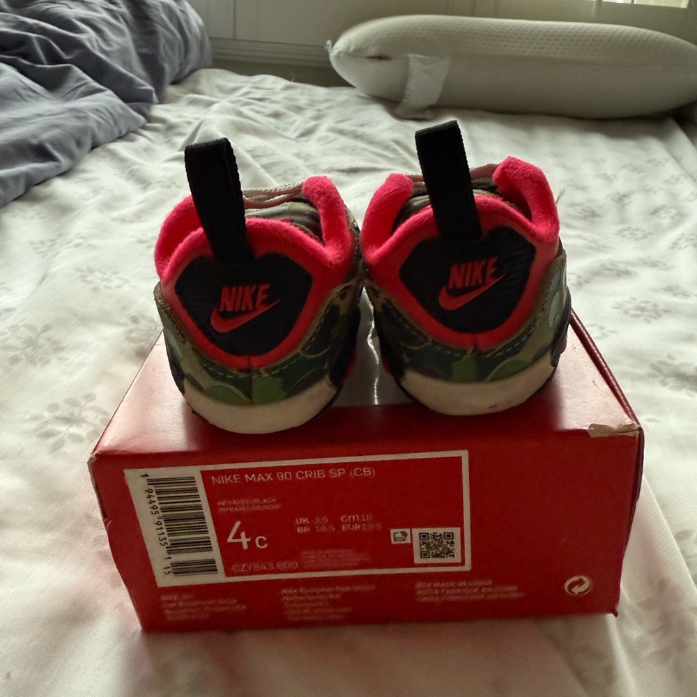 Nike Kids Red and Camo Sneakers - Picture 3 of 4